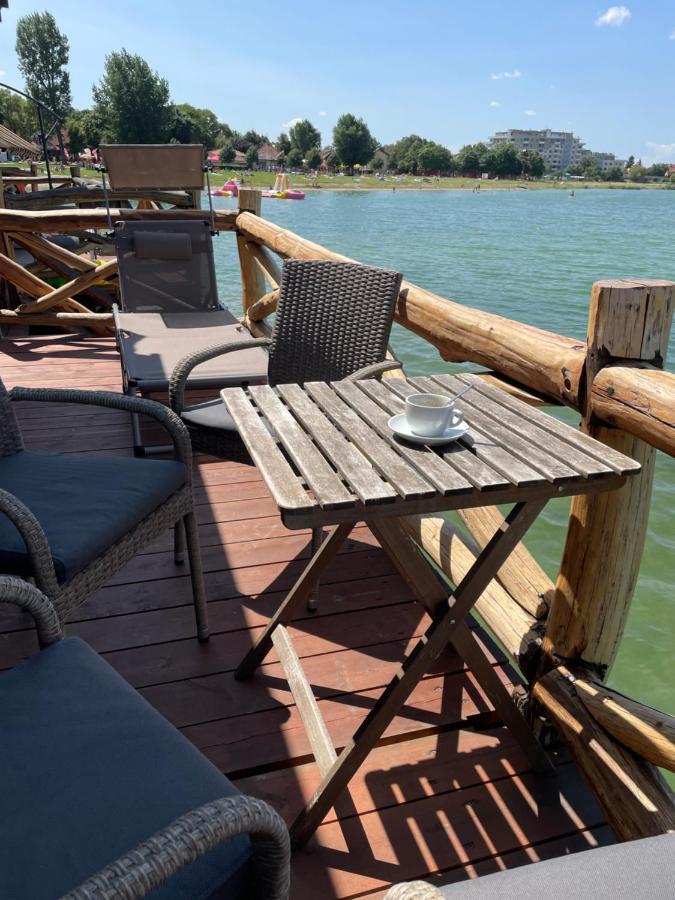 Apartmán Bungalov Na Vode - Lobster Senec Exteriér fotografie
